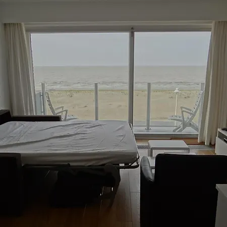 Spinnaker I 0205 With Sea View Nieuwpoort